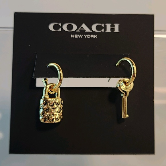Coach Lock and Key Gold-tone Plated Brass & Crystals Quilted Mismatched Earrings - Picture 2 of 10